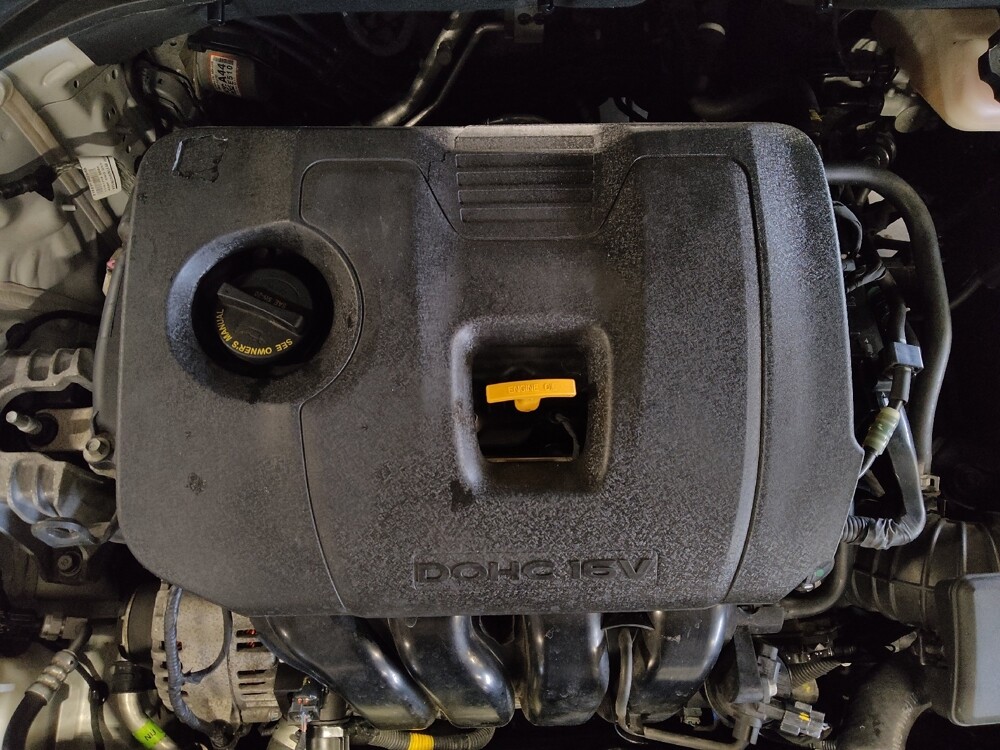 2019 Hyundai Elantra in Orlando, FL 32808 - 18099669 30