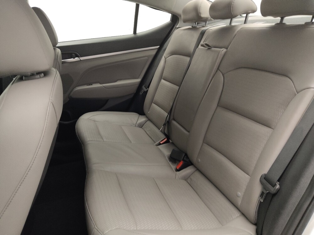 2019 Hyundai Elantra in Orlando, FL 32808 - 18099669 18