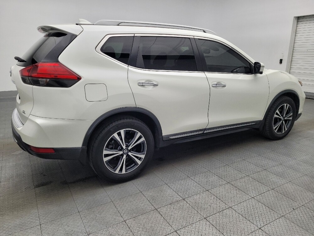 2017 Nissan Rogue in Savannah, GA 31419 - 18099671 10