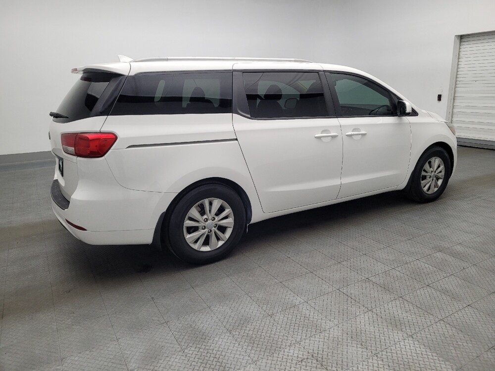 2016 Kia Sedona in Mobile, AL 36606 - 18099672 10