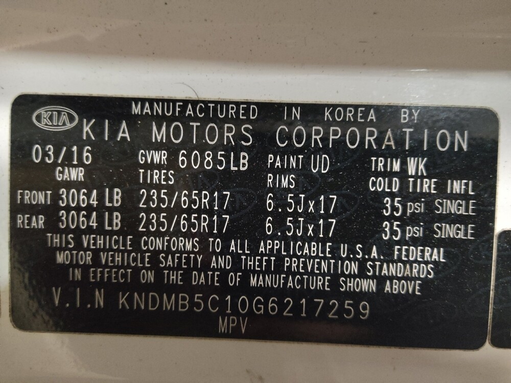 2016 Kia Sedona in Mobile, AL 36606 - 18099672 33