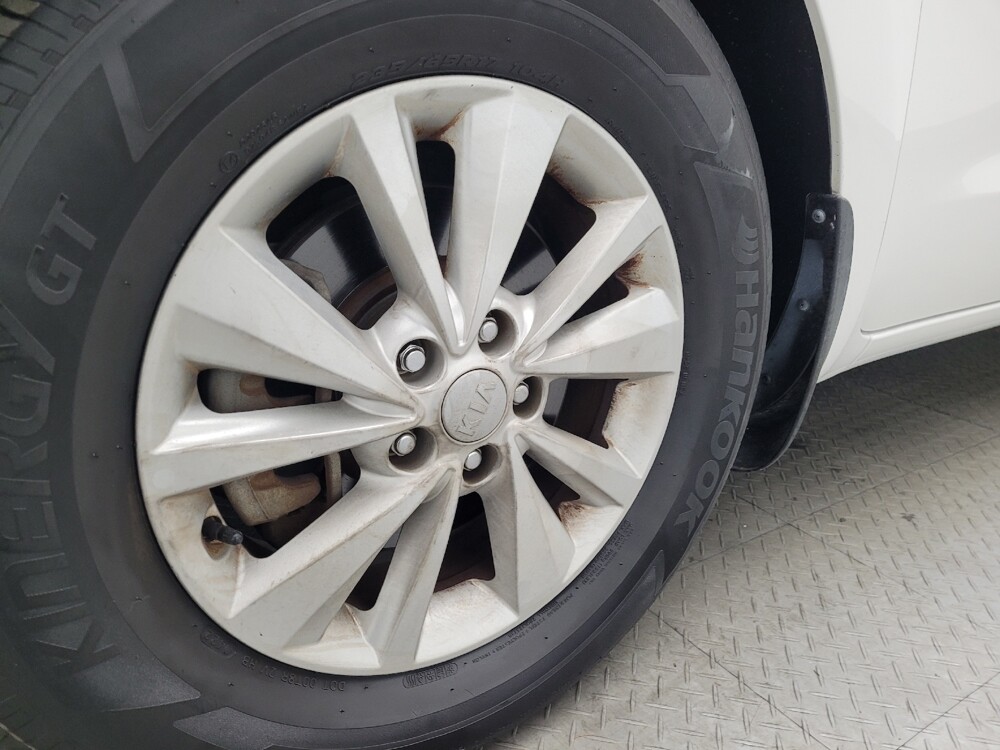 2016 Kia Sedona in Mobile, AL 36606 - 18099672 31