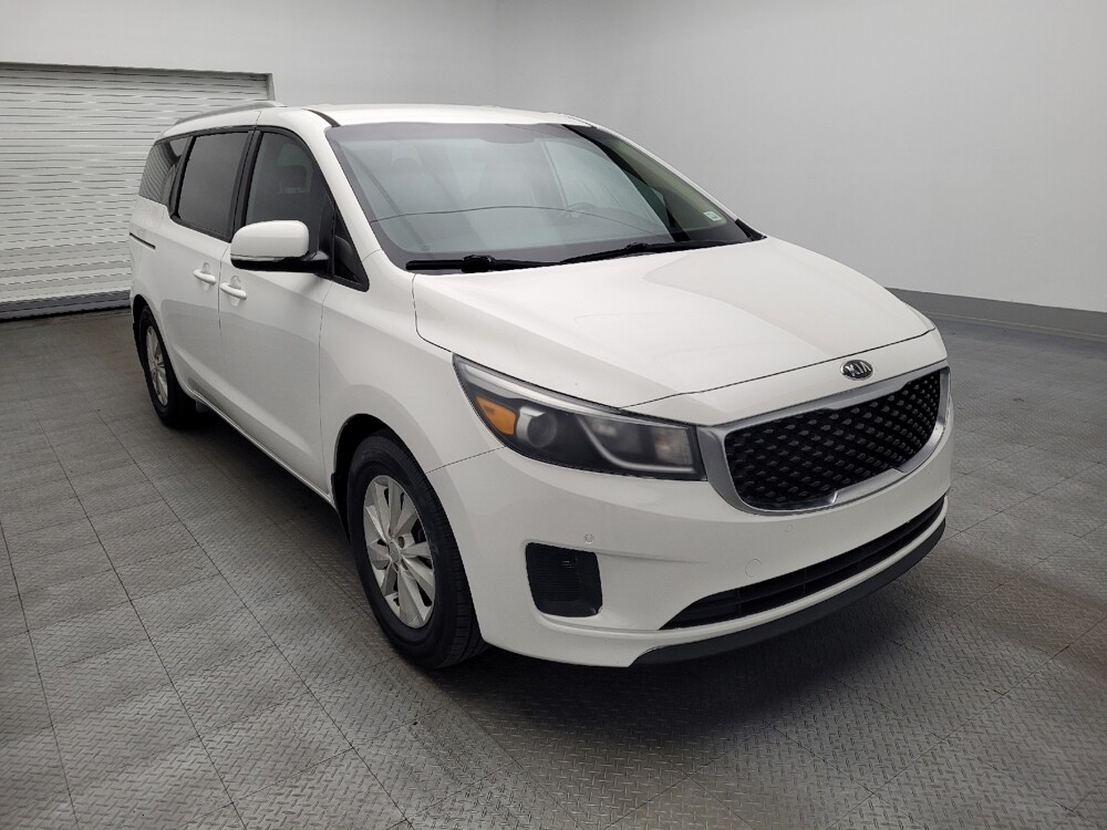 2016 Kia Sedona in Mobile, AL 36606 - 18099672 13