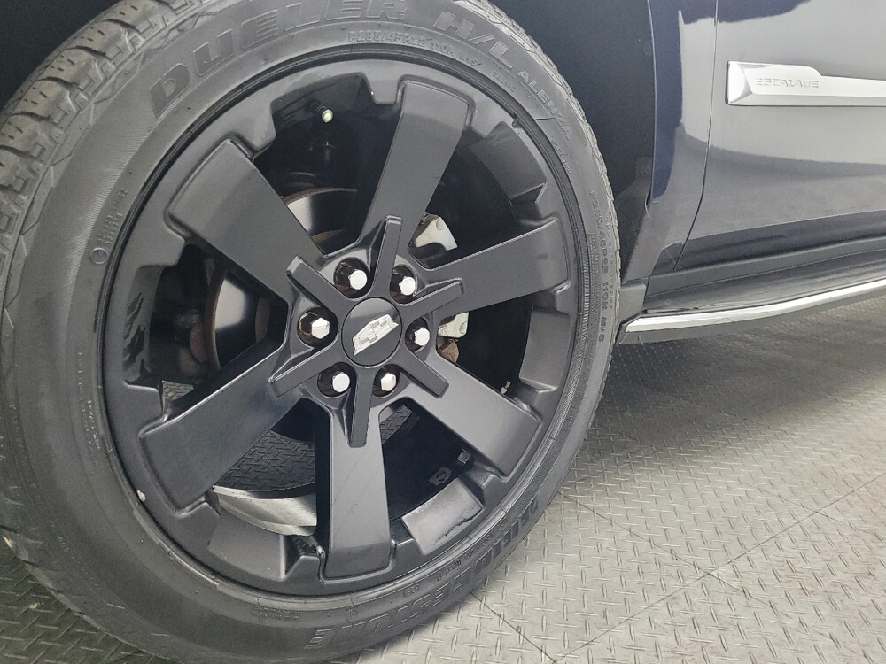 2017 Cadillac Escalade in Jacksonville, FL 32225 - 18099676 31