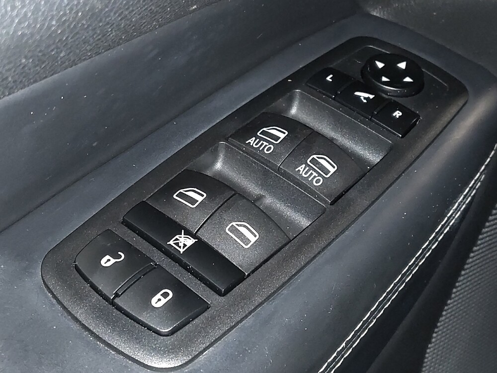 2016 Jeep Grand Cherokee in Pensacola, FL 32505 - 18099682 27