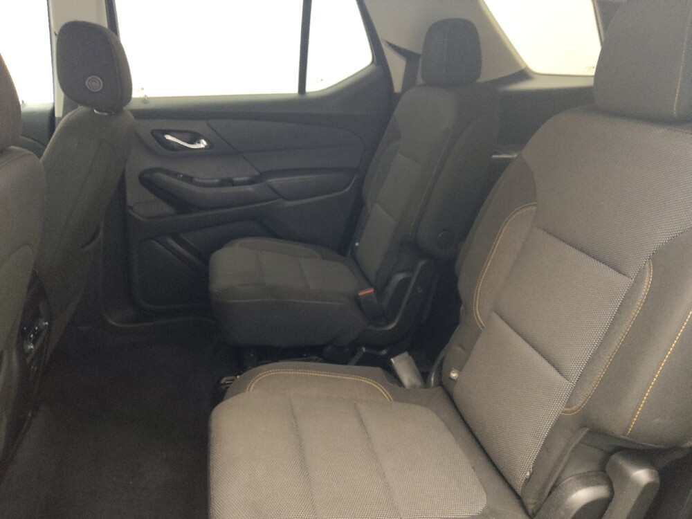 2021 Chevrolet Traverse in Orlando, FL 32808 - 18099692 18