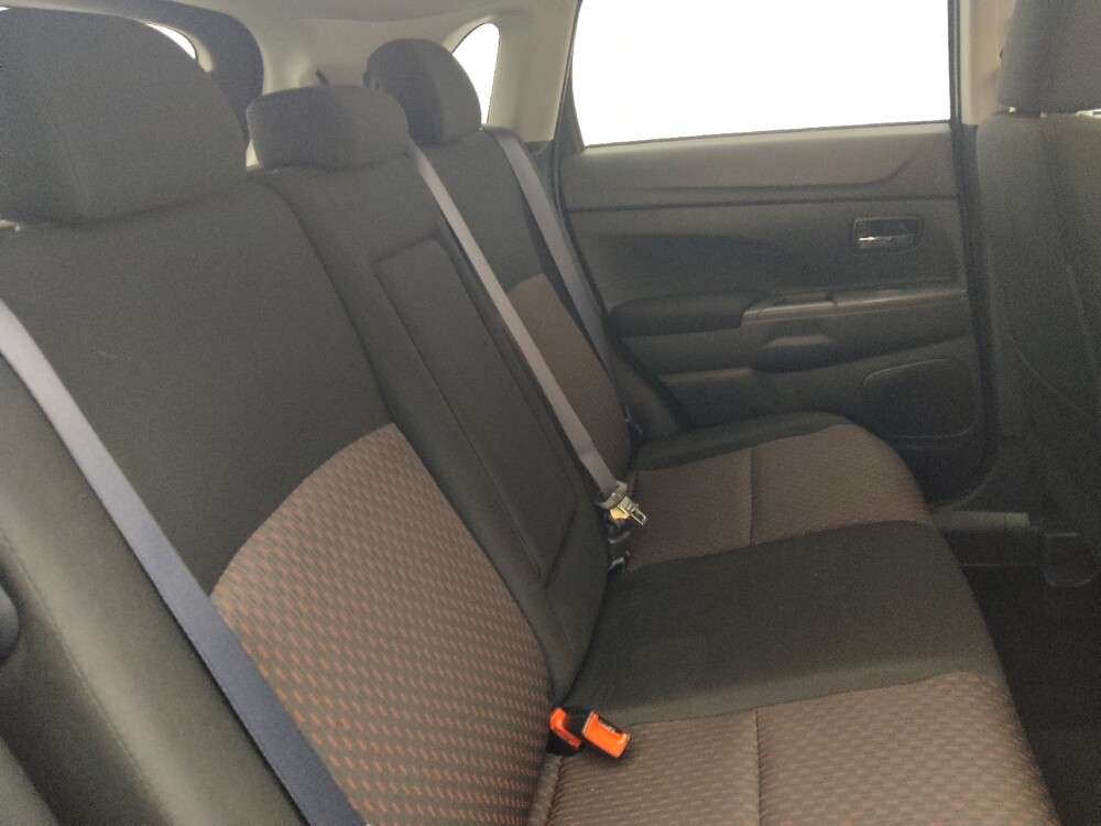 2018 Mitsubishi Outlander Sport in Hialeah, FL 33014 - 18099694 19