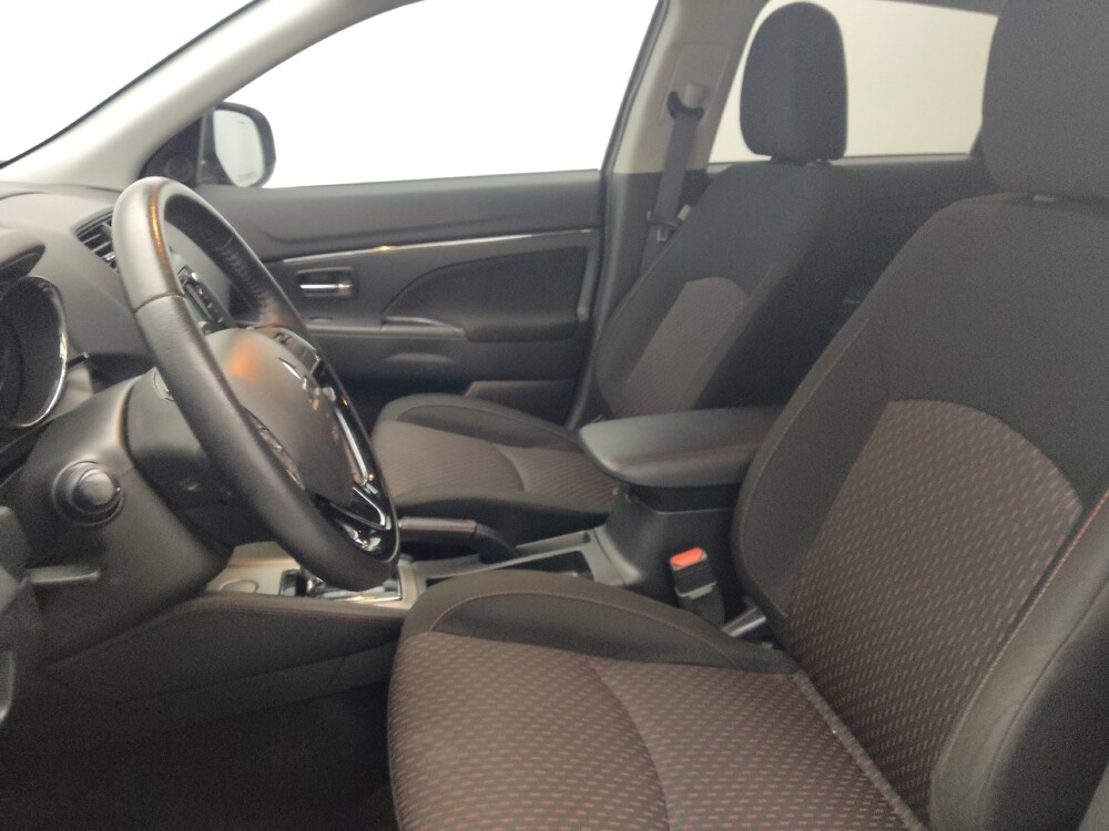 2018 Mitsubishi Outlander Sport in Hialeah, FL 33014 - 18099694 17