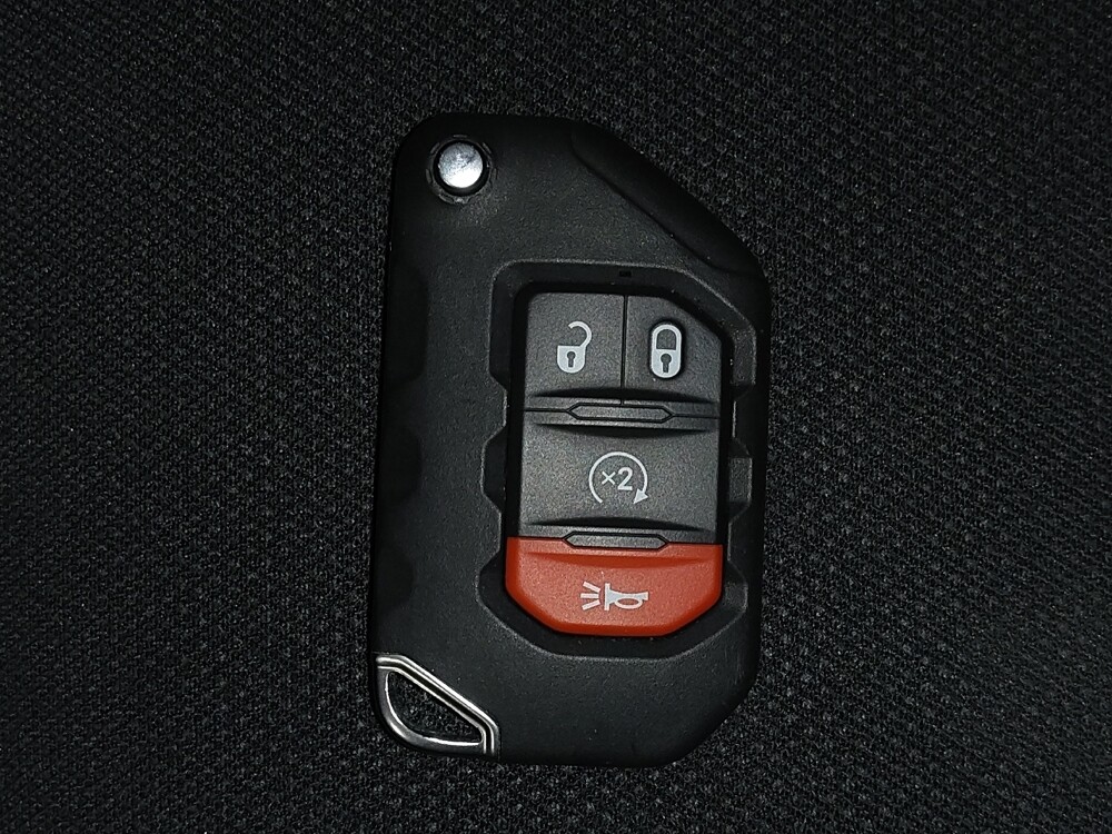 2020 Jeep Wrangler in Hialeah, FL 33014 - 18099696 32