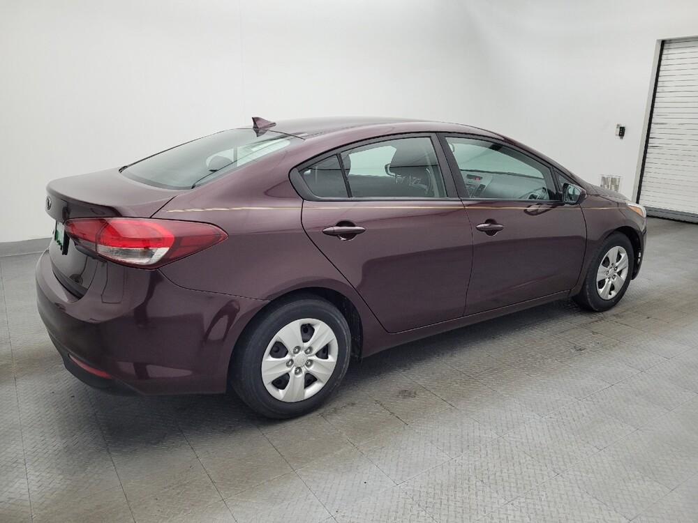 2017 Kia Forte in Raleigh, NC 27604 - 18099705 10
