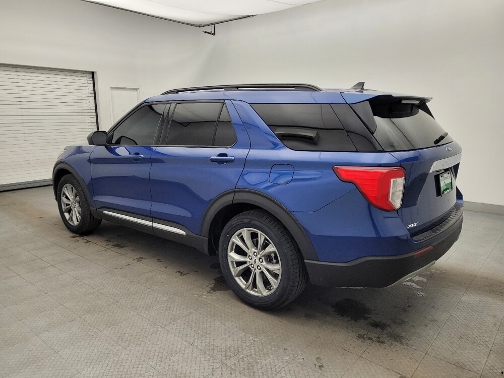 2022 Ford Explorer in Greenville, SC 29607 - 18099710 3