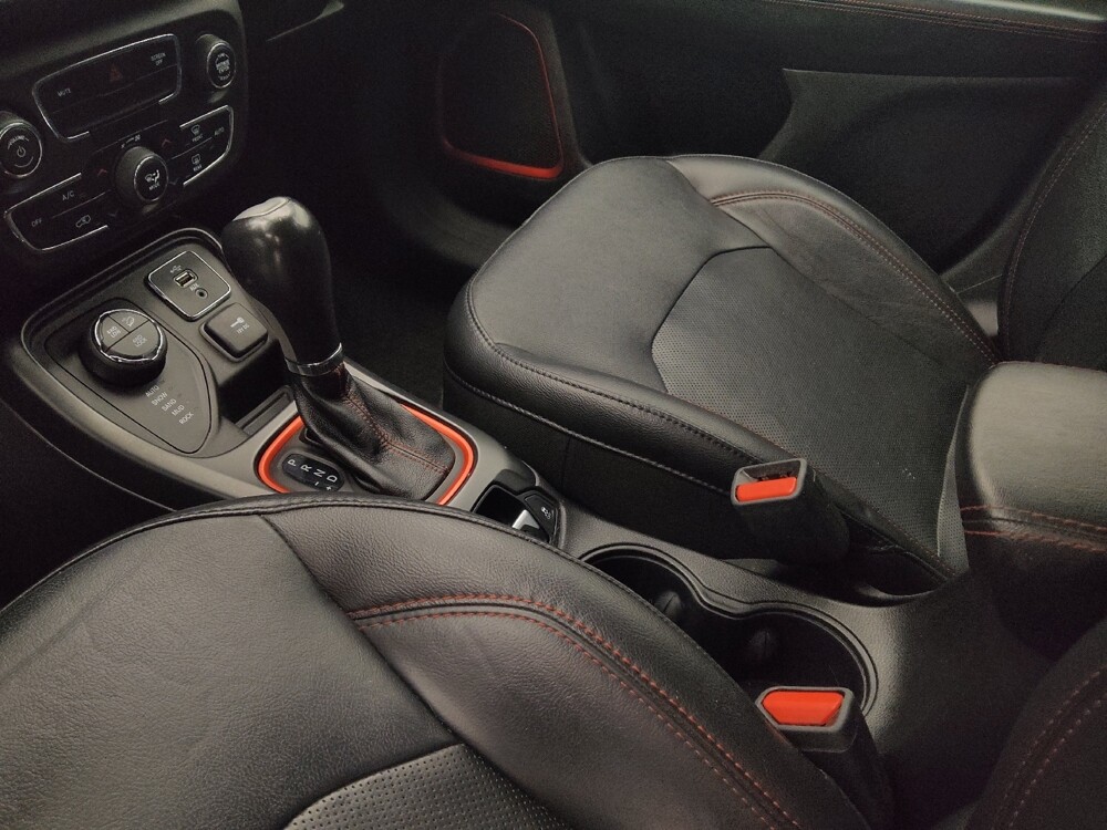 2019 Jeep Compass in Wichita, KS 67207 - 18099718 25