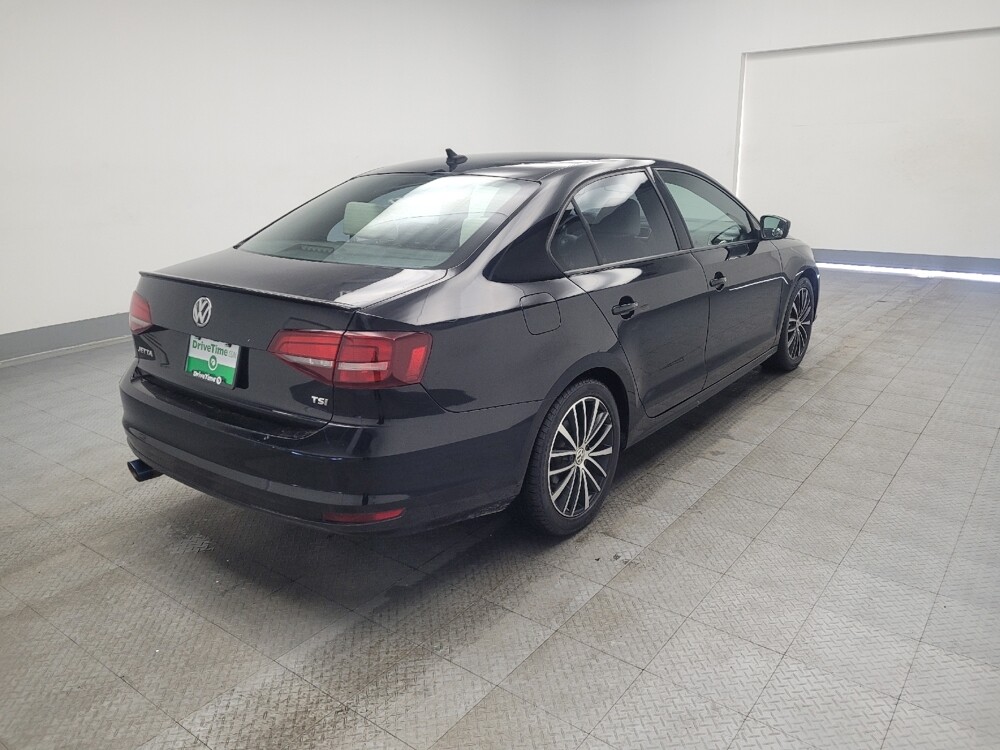 2016 Volkswagen Jetta in Huntsville, AL 35816 - 18099730 9