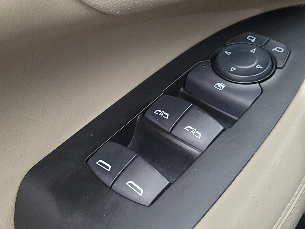 2017 Buick LaCrosse in Memphis, TN 38128 - 18099731 27