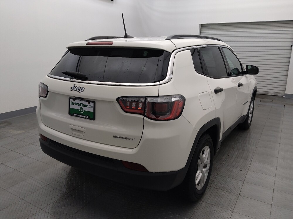 2019 Jeep Compass in Houston, TX 77034 - 18099740 7