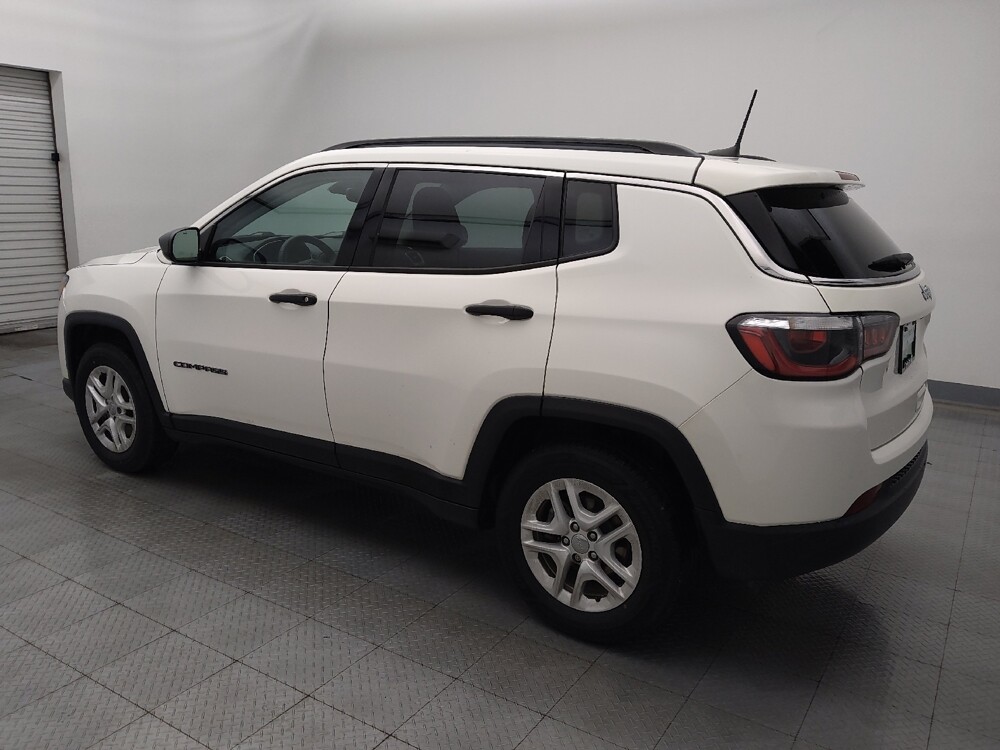 2019 Jeep Compass in Houston, TX 77034 - 18099740 3