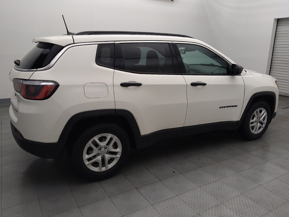2019 Jeep Compass in Houston, TX 77034 - 18099740 10