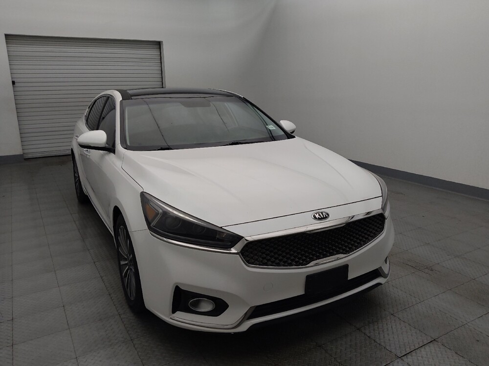 2018 Kia Cadenza in Baton Rouge, LA 70816 - 18099742 14