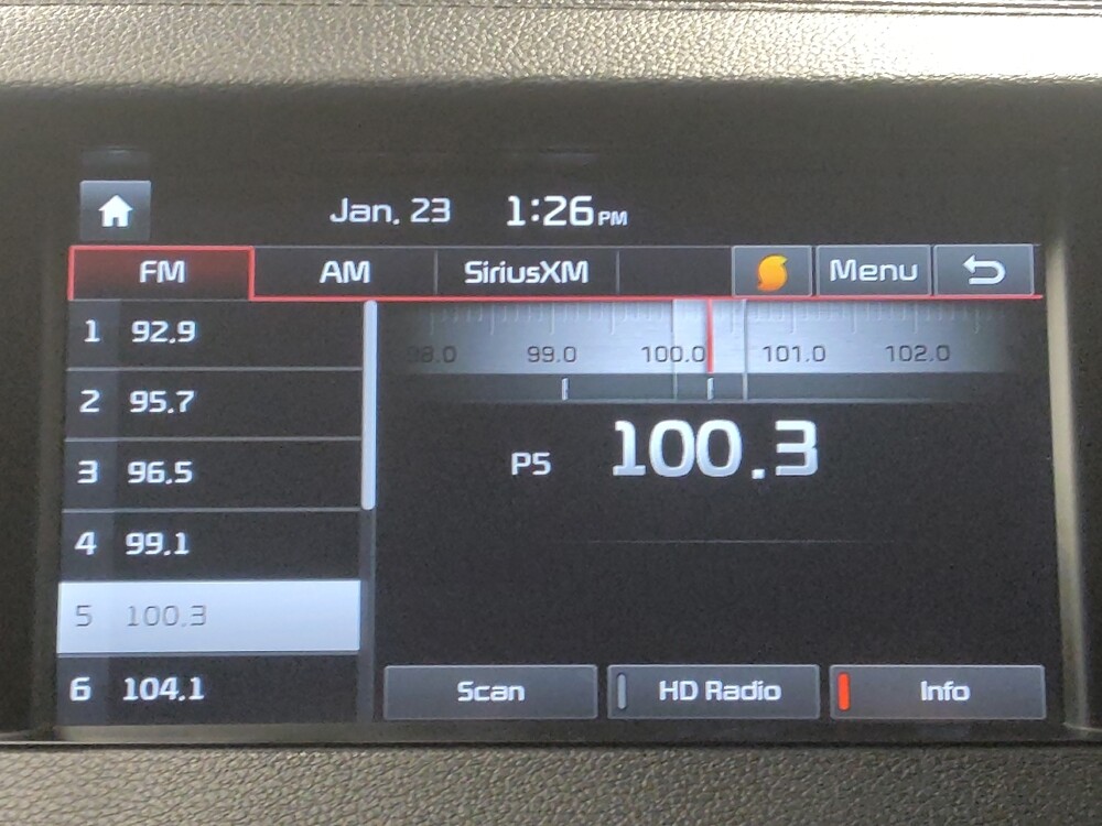 2018 Kia Cadenza in Baton Rouge, LA 70816 - 18099742 25