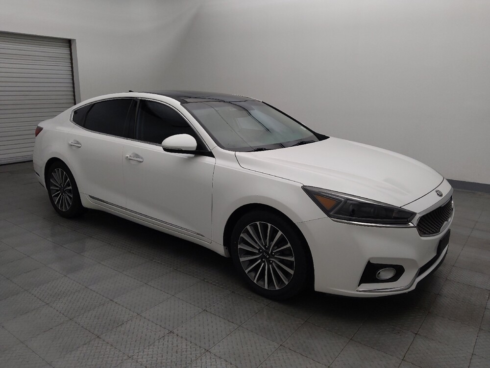 2018 Kia Cadenza in Baton Rouge, LA 70816 - 18099742 11