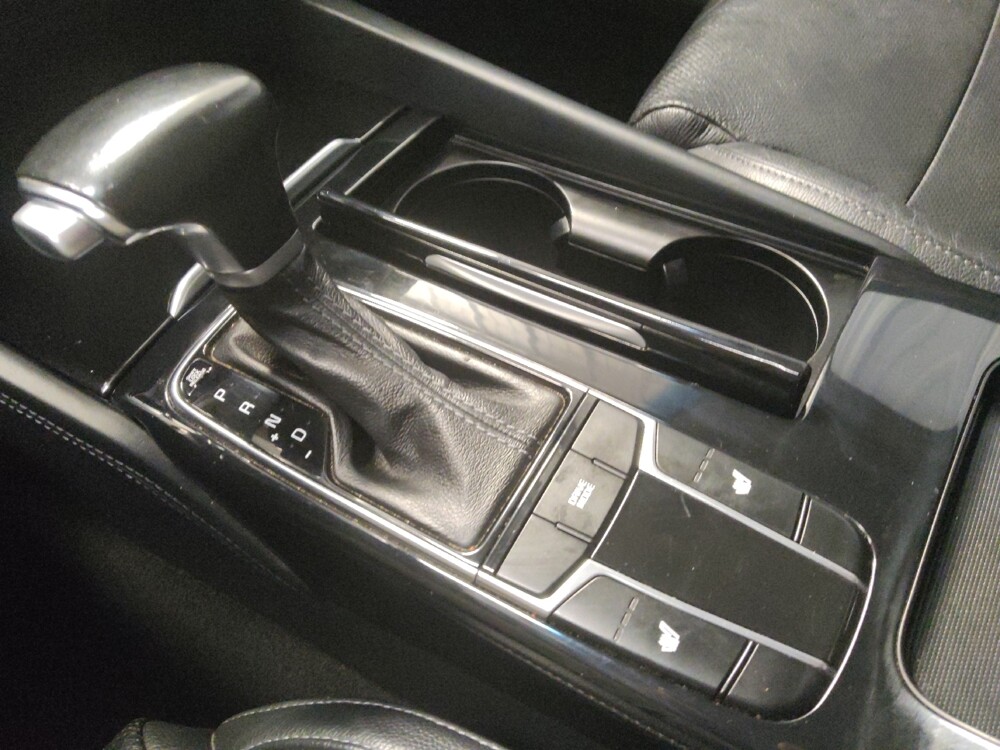 2018 Kia Cadenza in Baton Rouge, LA 70816 - 18099742 26