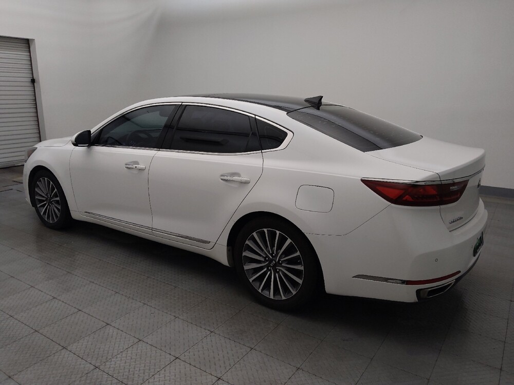 2018 Kia Cadenza in Baton Rouge, LA 70816 - 18099742 3