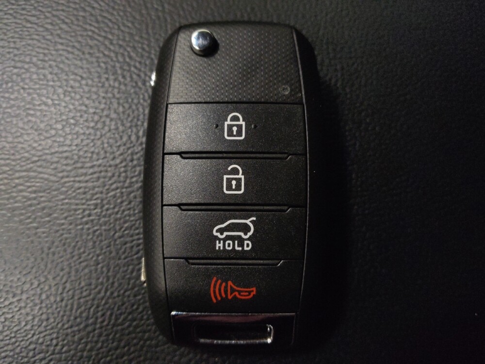 2020 Kia Sorento in Baton Rouge, LA 70816 - 18099743 32