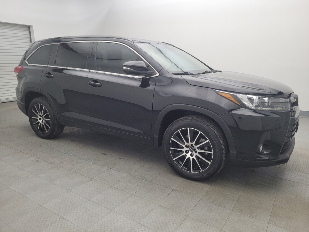2018 Toyota Highlander in San Antonio, TX 78238 - 18099746 11