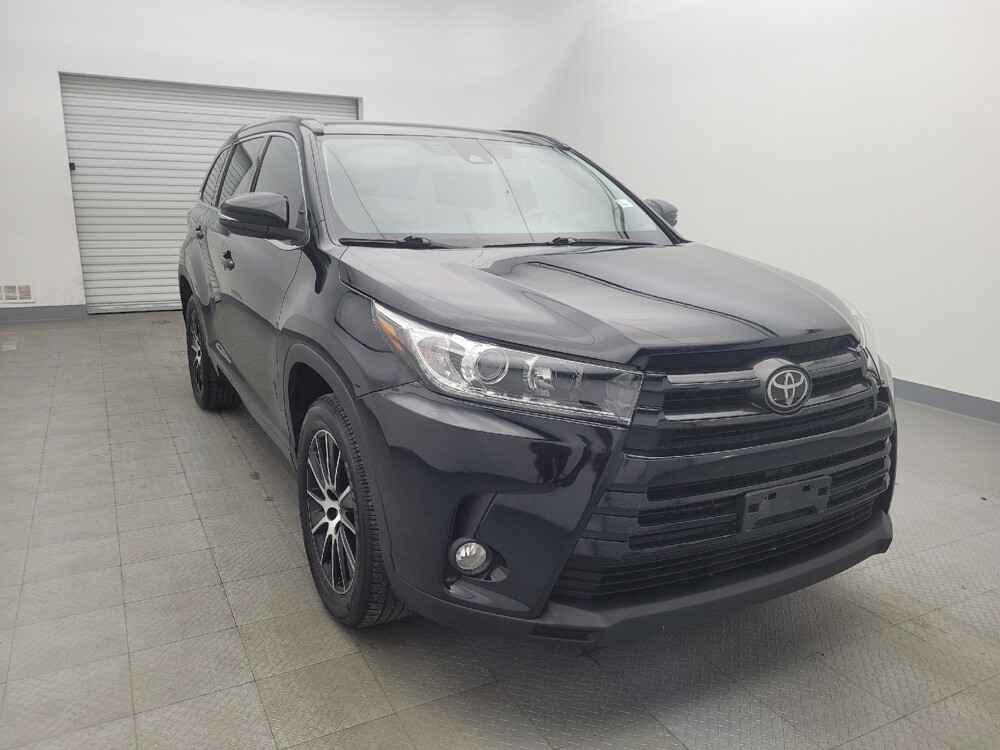 2018 Toyota Highlander in San Antonio, TX 78238 - 18099746 13