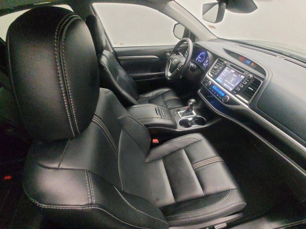 2018 Toyota Highlander in San Antonio, TX 78238 - 18099746 21