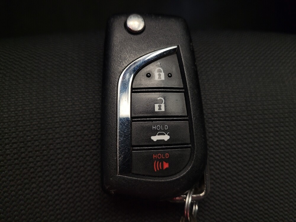 2022 Toyota Corolla in Maple Heights, OH 44137 - 18099749 32