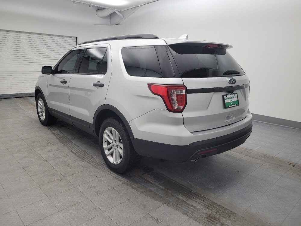 2017 Ford Explorer in Fairfield, OH 45014 - 18099751 5