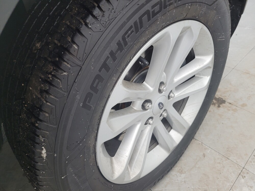 2017 Ford Explorer in Fairfield, OH 45014 - 18099751 31