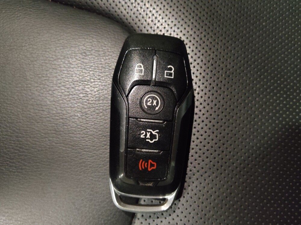 2017 Ford Edge in Newport News, VA 23601 - 18099756 32