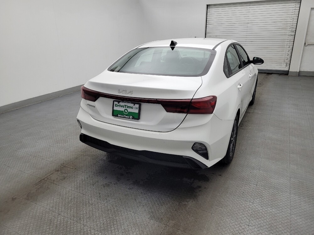 2022 Kia Forte in Wilmington, NC 28405 - 18099758 7