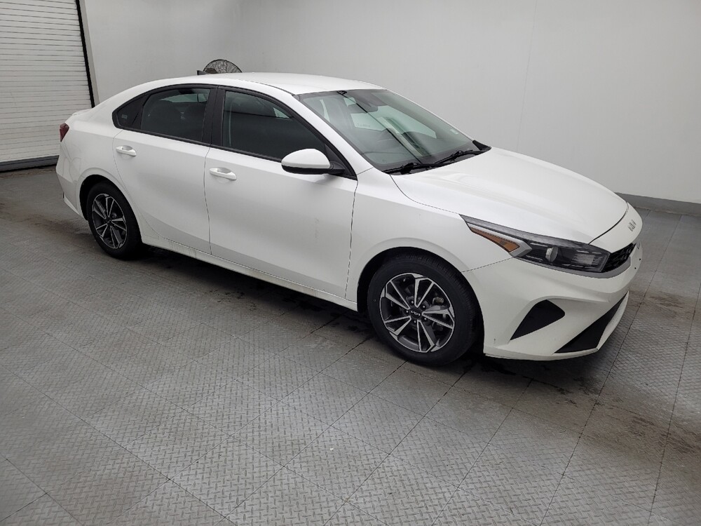 2022 Kia Forte in Wilmington, NC 28405 - 18099758 11