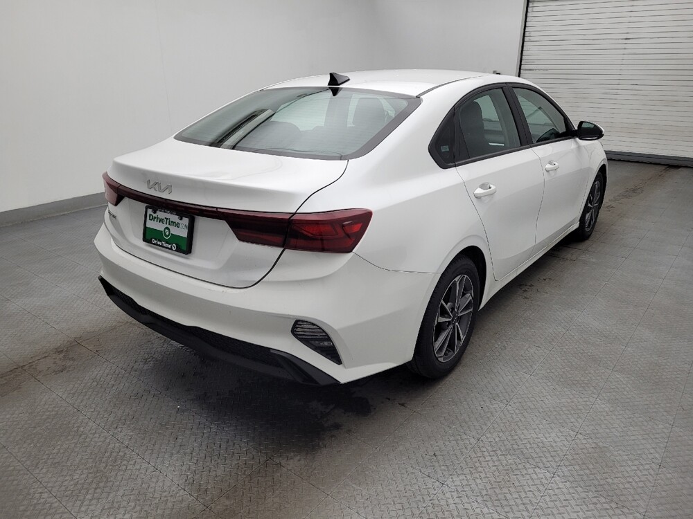 2022 Kia Forte in Wilmington, NC 28405 - 18099758 9