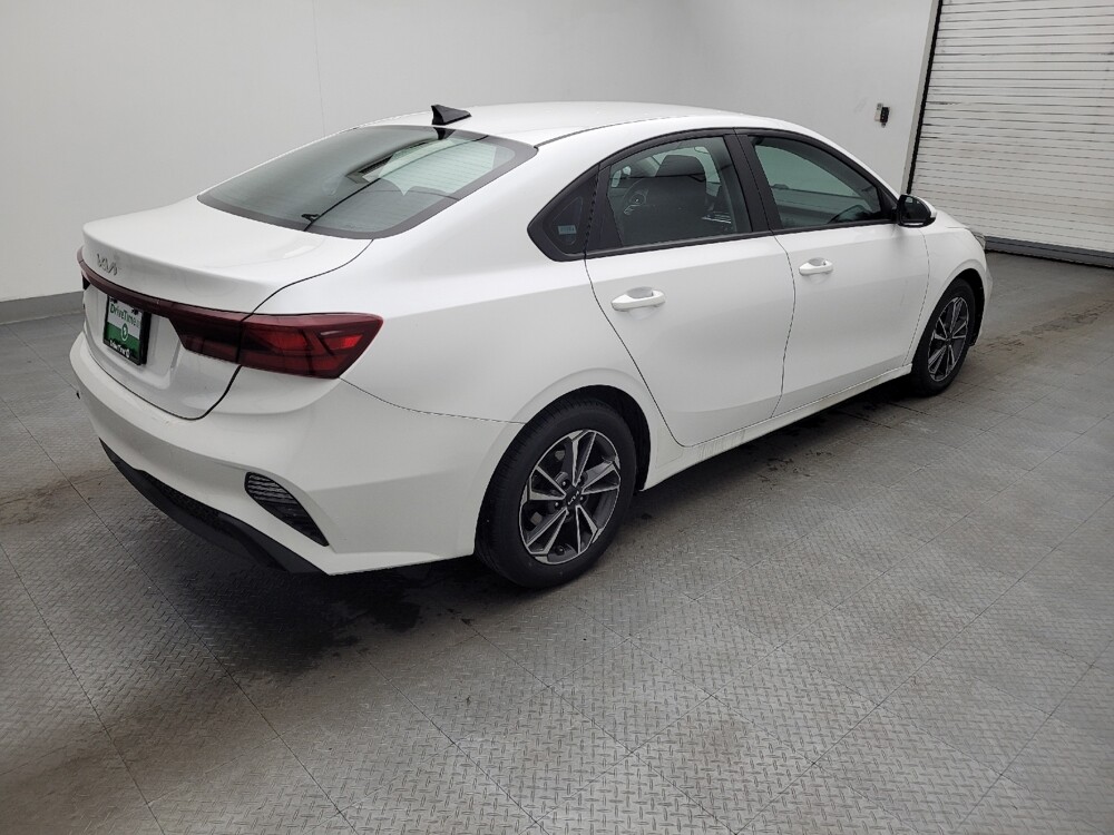 2022 Kia Forte in Wilmington, NC 28405 - 18099758 10