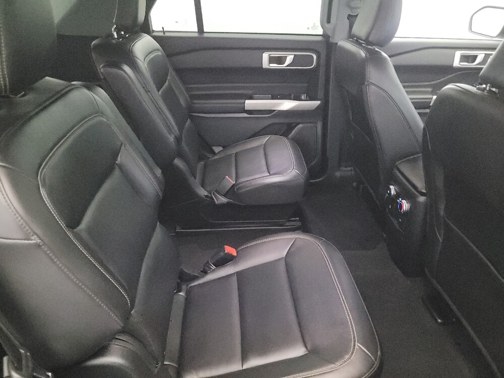 2022 Ford Explorer in Allentown, PA 18103 - 18099766 19