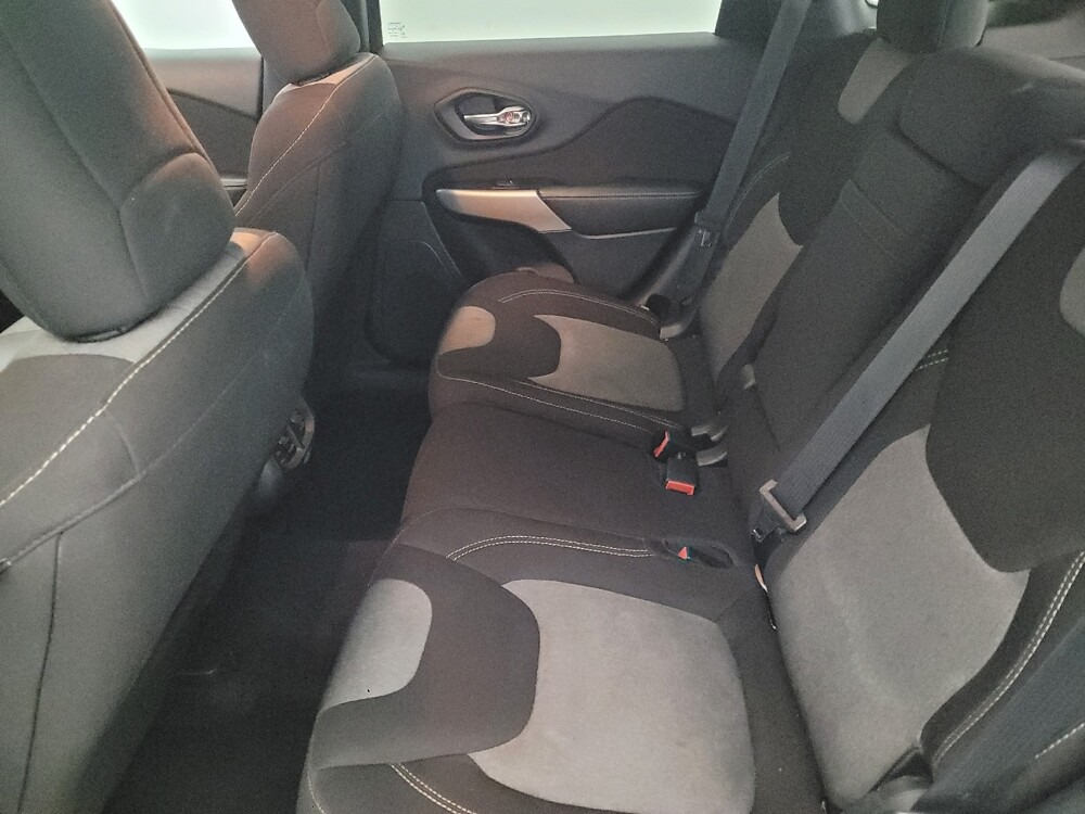 2018 Jeep Cherokee in Allentown, PA 18103 - 18099767 18