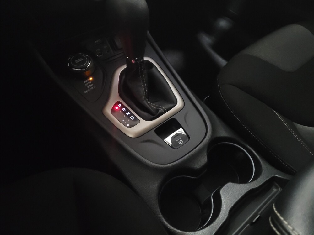 2018 Jeep Cherokee in Allentown, PA 18103 - 18099767 26