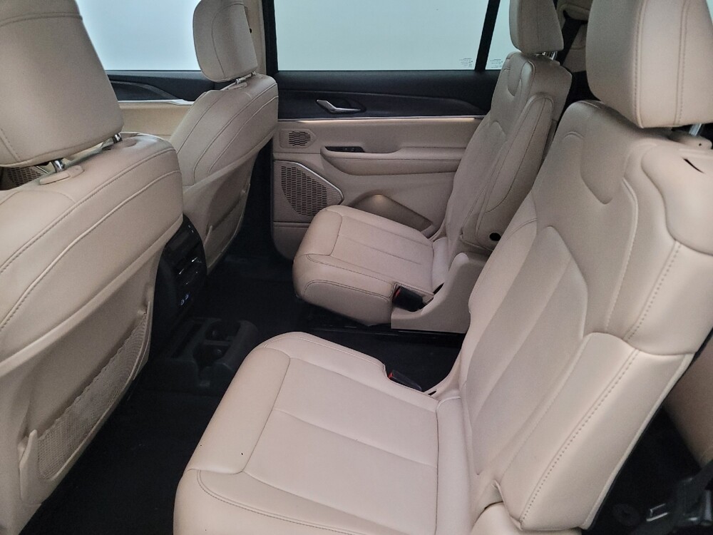 2021 Jeep Grand Cherokee L in Allentown, PA 18103 - 18099768 18