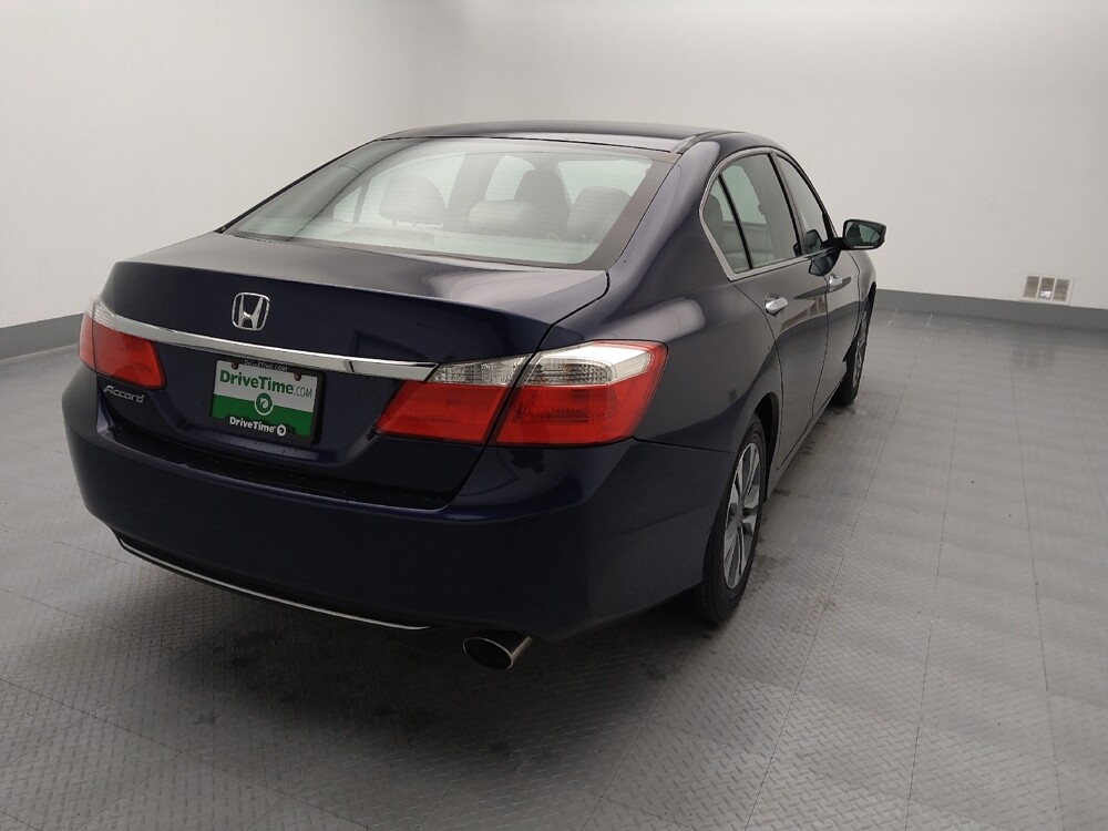 2015 Honda Accord in Gladstone, MO 64118 - 18099775 7