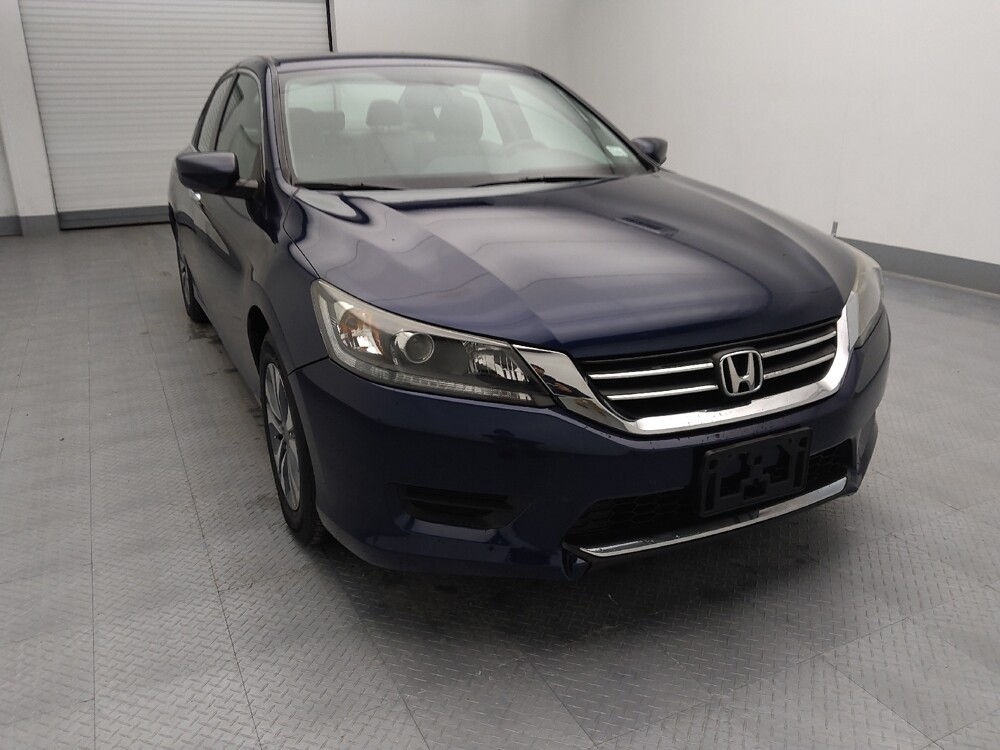 2015 Honda Accord in Gladstone, MO 64118 - 18099775 14