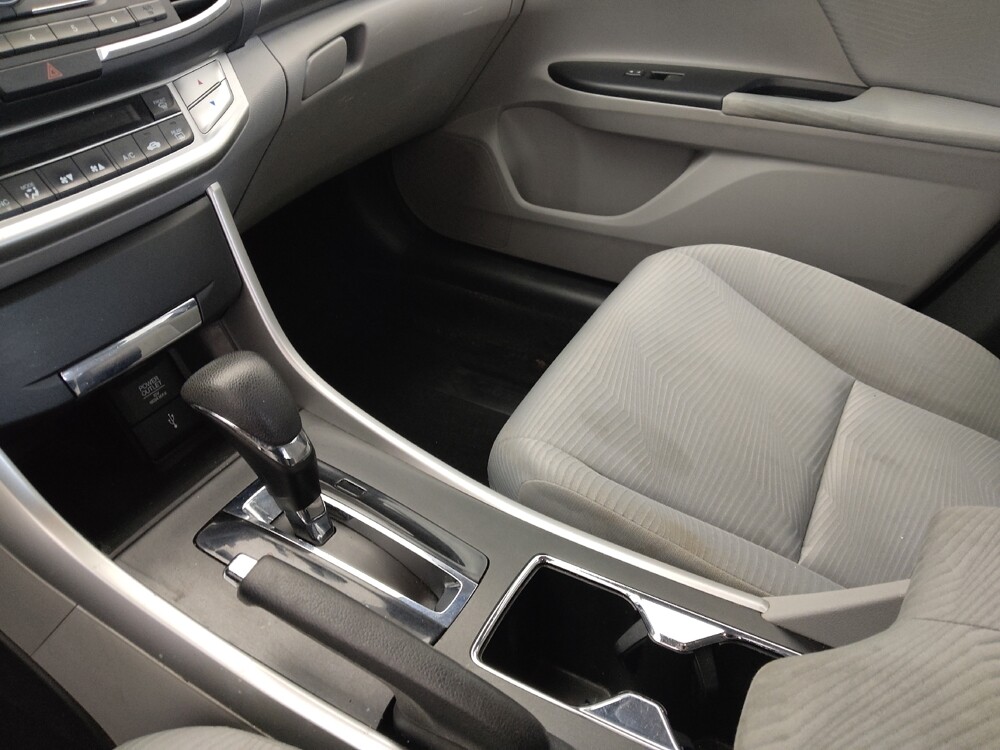 2015 Honda Accord in Gladstone, MO 64118 - 18099775 26