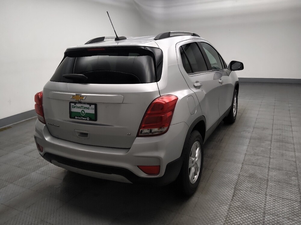 2019 Chevrolet Trax in Midlothian, IL 60445 - 18099776 9