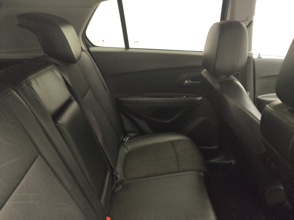 2019 Chevrolet Trax in Midlothian, IL 60445 - 18099776 19