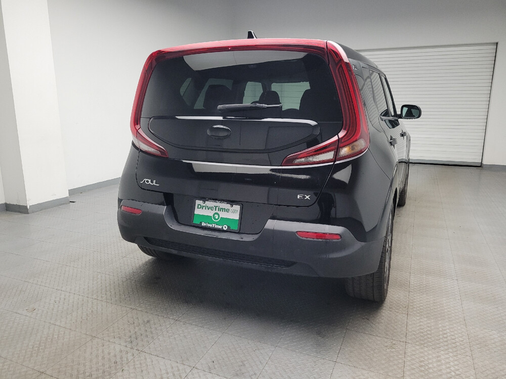 2020 Kia Soul in Taylor, MI 48180 - 18099777 7