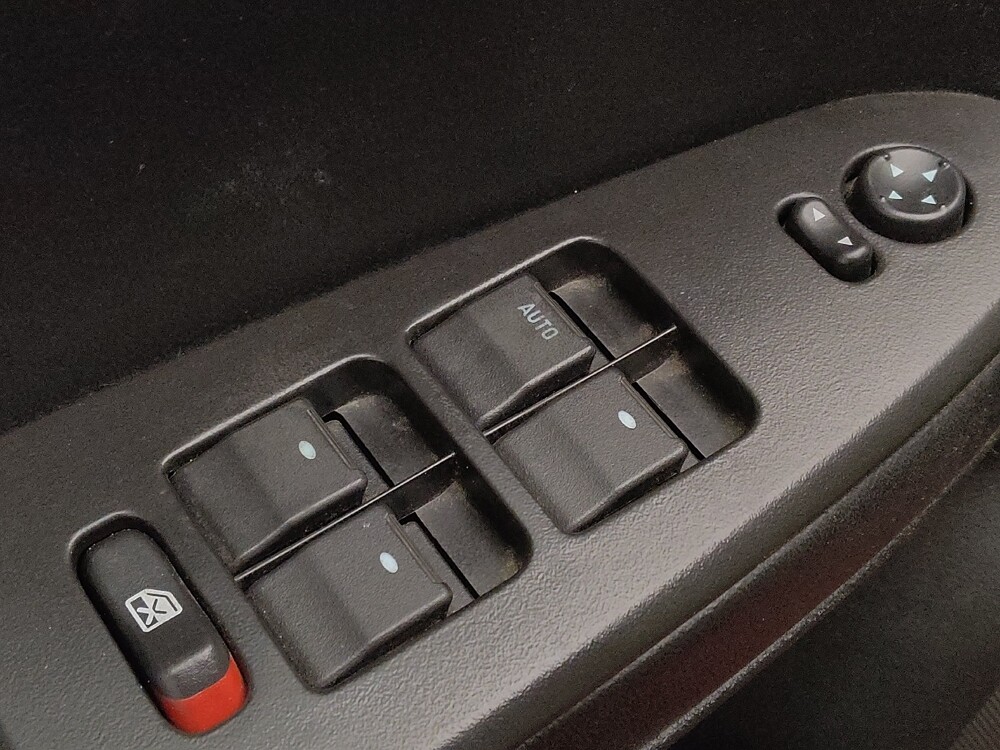 2015 Chevrolet Impala in Mobile, AL 36606 - 18099782 27