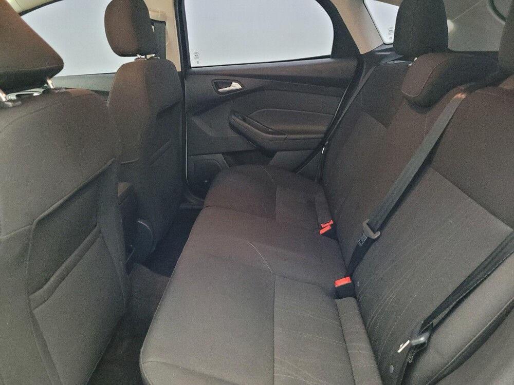 2017 Ford Focus in Gainesville, FL 32609 - 18099788 18